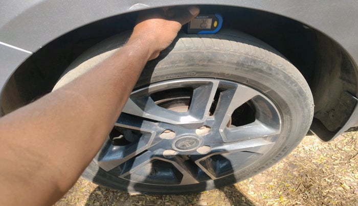 2018 Tata TIGOR XZ PETROL, Petrol, Manual, 35,359 km, tyre