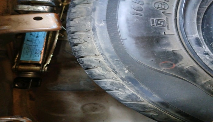 2015 Hyundai Grand i10 ASTA 1.2 KAPPA VTVT, Petrol, Manual, 86,488 km, tyre