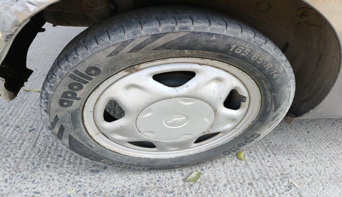 2014 Chevrolet Beat LS DIESEL, Diesel, Manual, 83,034 km, tyre