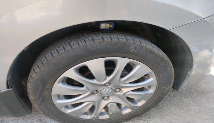 2016 Maruti Baleno ALPHA PETROL 1.2, Petrol, Manual, 82,318 km, tyre