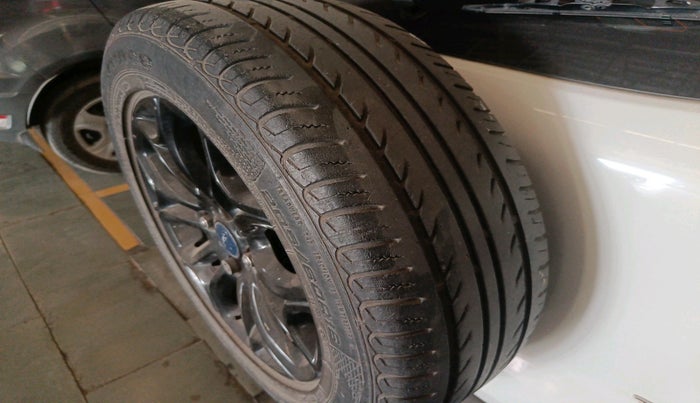 2016 Ford Ecosport TITANIUM 1.5L PETROL AT, Petrol, Automatic, 53,908 km, tyre