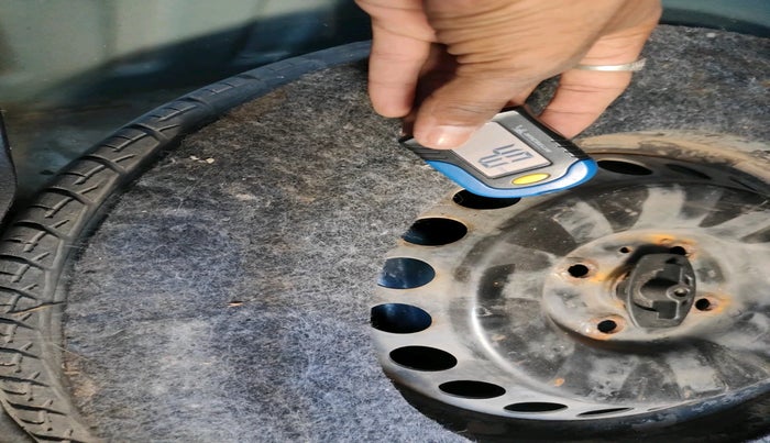 2016 Maruti Baleno DELTA PETROL 1.2, Petrol, Manual, 91,785 km, tyre