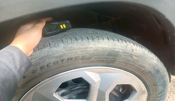 2024 Maruti BREZZA LXI S- CNG, Petrol, Manual, 43,155 km, tyre