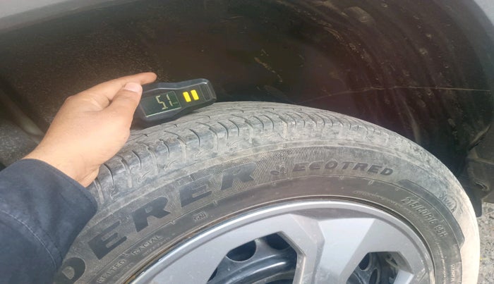 2024 Maruti BREZZA LXI S- CNG, Petrol, Manual, 43,155 km, tyre