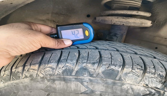 2017 Maruti Swift Dzire LDI, Diesel, Manual, 95,544 km, tyre