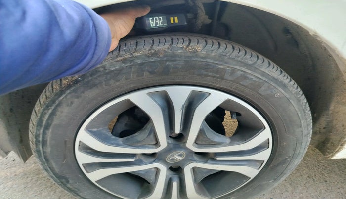 2023 Tata TIGOR XZ PLUS CNG, Petrol, Manual, 16,995 km, tyre