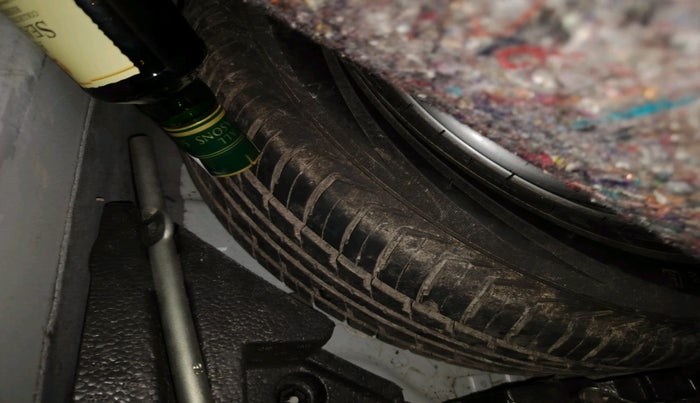 2023 Tata TIGOR XZ PLUS CNG, Petrol, Manual, 16,995 km, tyre