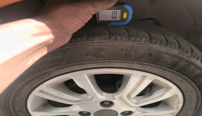 2017 Tata Tiago XZ PETROL, Petrol, Manual, 1,11,175 km, tyre