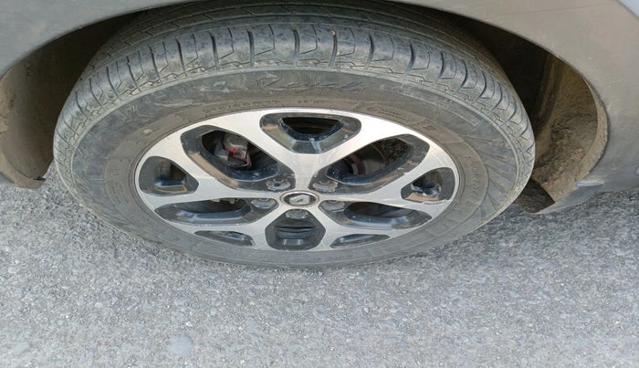 2018 Renault Captur RXT DIESEL DUAL TONE, Diesel, Manual, 70,619 km, tyre