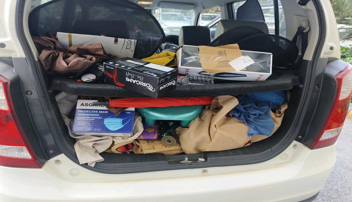 2016 Maruti Wagon R 1.0 VXI, Petrol, Manual, 29,668 km, tyre