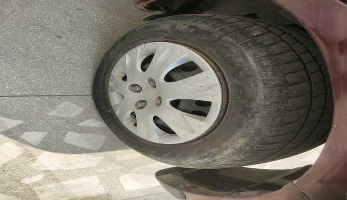 2017 Honda Amaze 1.2L I-VTEC S, Petrol, Manual, 91,791 km, tyre