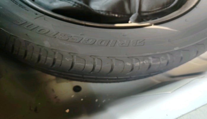 2023 Tata NEXON XM PETROL, Petrol, Manual, 26,558 km, tyre