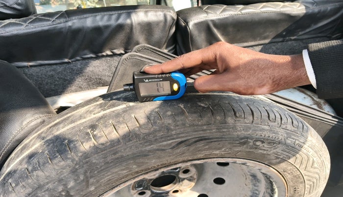 2011 Maruti Wagon R 1.0 LXI CNG, Petrol, Manual, 98,066 km, tyre