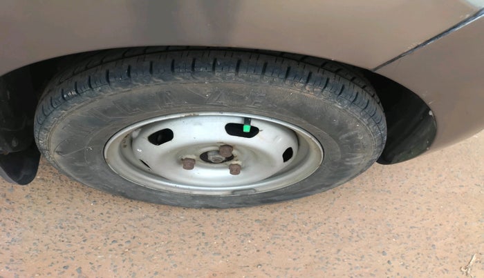 2018 Datsun Redi Go A, Petrol, Manual, 9,612 km, tyre