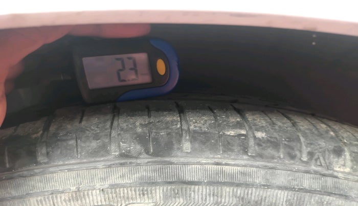 2011 Honda City 1.5L I-VTEC V MT, Petrol, Manual, 1,17,767 km, tyre