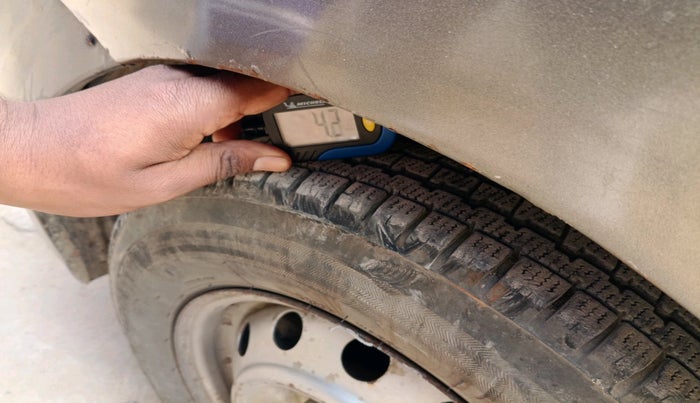 2012 Hyundai Eon ERA +, Petrol, Manual, 1,18,789 km, tyre