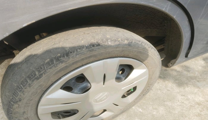 2016 Maruti Wagon R 1.0 VXI, Petrol, Manual, 47,101 km, tyre