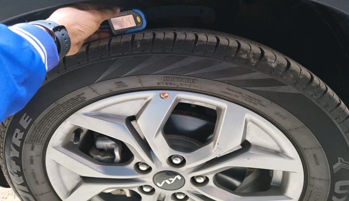 2023 KIA SELTOS  HTX 1.5 PETROL MT, Petrol, Manual, 5,589 km, tyre