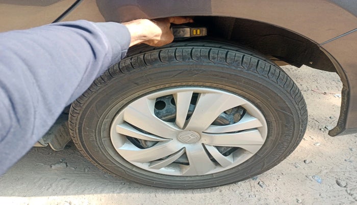 2019 Honda Amaze 1.2L I-VTEC S, Petrol, Manual, 88,998 km, tyre