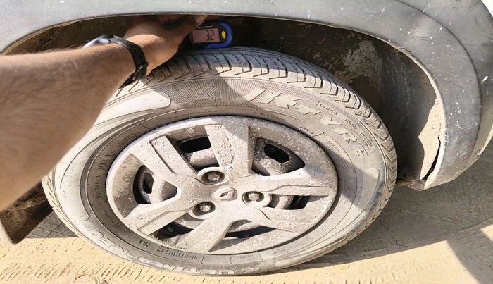 2016 Renault Kwid RXT 0.8, Petrol, Manual, 1,30,908 km, tyre