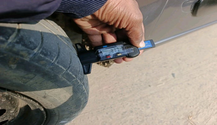 2018 Maruti Wagon R 1.0 VXI AMT, Petrol, Automatic, 76,715 km, tyre