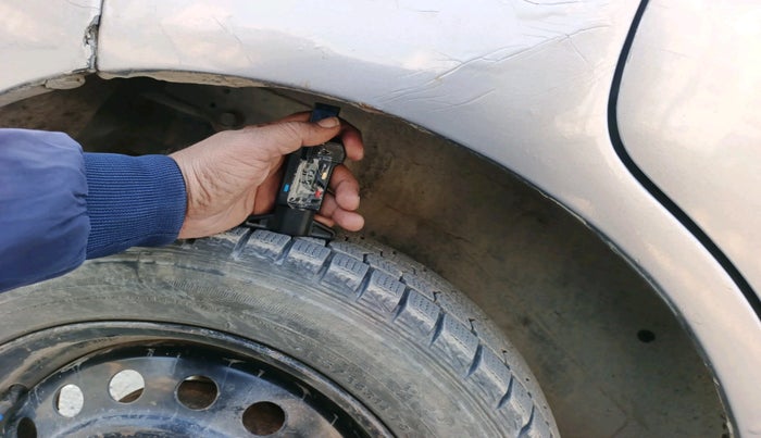 2018 Maruti Wagon R 1.0 VXI AMT, Petrol, Automatic, 76,715 km, tyre