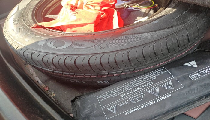 2021 KIA SELTOS HTK 1.5 PETROL, Petrol, Manual, 46,265 km, tyre