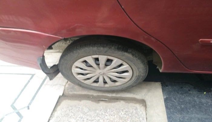 2011 Toyota Etios G, Petrol, Manual, 65,045 km, tyre