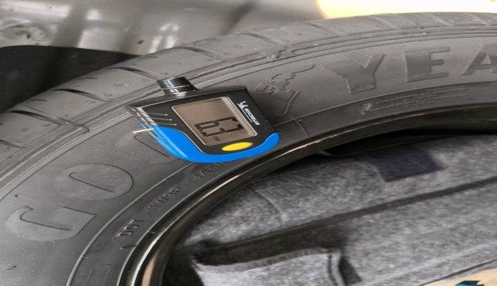 2021 KIA SELTOS HTX IVT 1.5 PETROL, Petrol, Automatic, 29,712 km, tyre