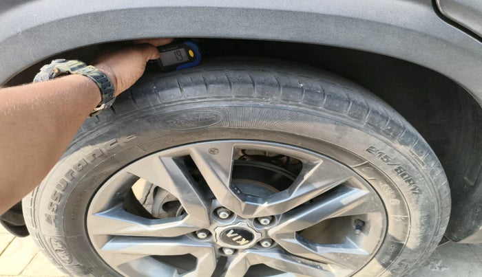 2021 KIA SELTOS HTX IVT 1.5 PETROL, Petrol, Automatic, 29,712 km, tyre