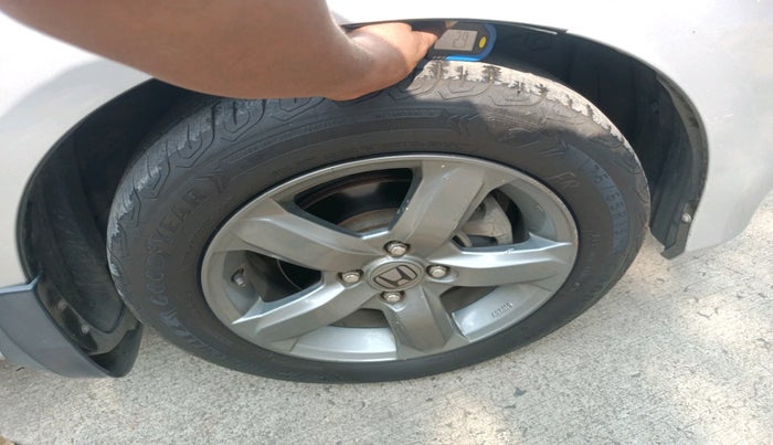 2012 Honda Jazz 1.2L I-VTEC X, Petrol, Manual, 87,561 km, tyre