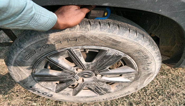 2019 Renault Kwid CLIMBER 1.0 (O), Petrol, Manual, 12,284 km, tyre