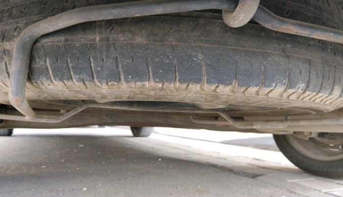 2019 Maruti Ertiga VXI SHVS, Petrol, Manual, 36,173 km, tyre