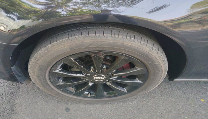 2012 Audi A6 2.0 TDI TECHNOLOGY, Diesel, Automatic, 59,544 km, tyre