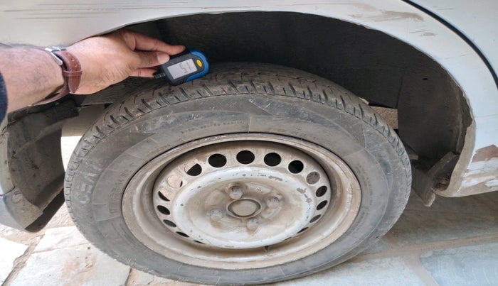 2014 Honda Amaze 1.5L I-DTEC E, Diesel, Manual, 97,934 km, tyre