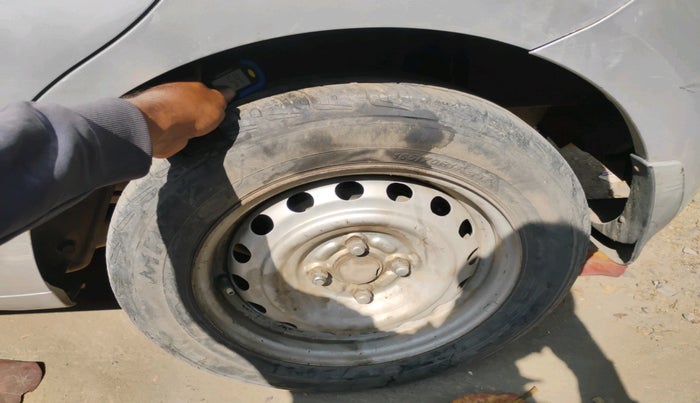 2011 Nissan Micra XE PETROL, Petrol, Manual, 1,28,034 km, tyre