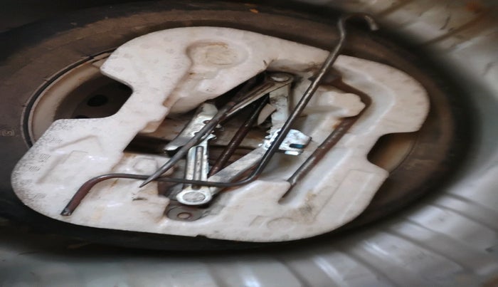 2011 Nissan Micra XE PETROL, Petrol, Manual, 1,28,034 km, tyre