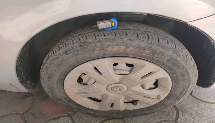 2011 Nissan Micra XE PETROL, Petrol, Manual, 1,28,034 km, tyre