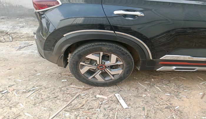 2022 KIA SONET HTX ANNIVERSARY EDITION 1.5, Diesel, Manual, 24,064 km, tyre