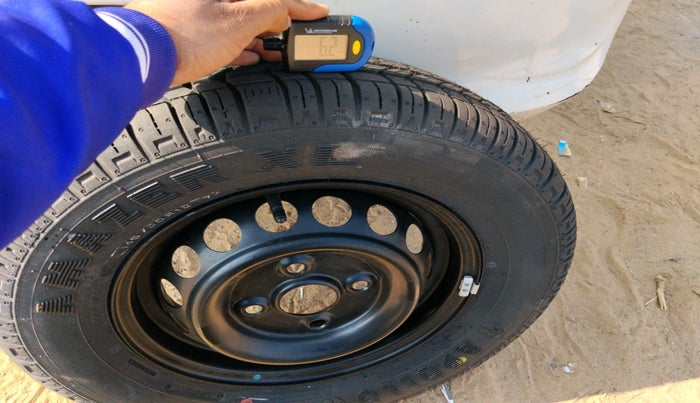 2017 Maruti Alto 800 LXI, Petrol, Manual, 18,505 km, tyre