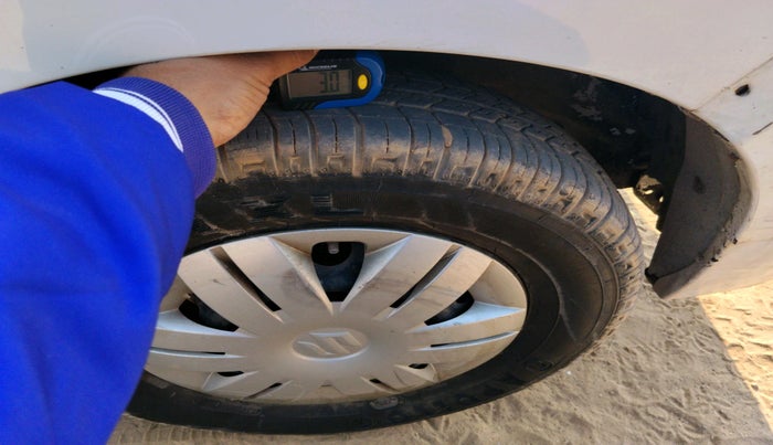 2017 Maruti Alto 800 LXI, Petrol, Manual, 18,505 km, tyre