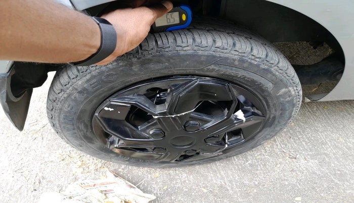 2010 Tata Nano LX, Petrol, Manual, 15,634 km, tyre