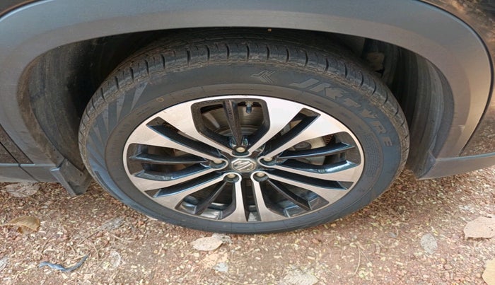 2022 MG HECTOR SHARP 1.5 PETROL CVT, Petrol, Automatic, 75,971 km, tyre