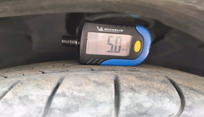 2019 Ford Ecosport TREND+ 1.5L DIESEL, Diesel, Manual, 1,32,162 km, tyre