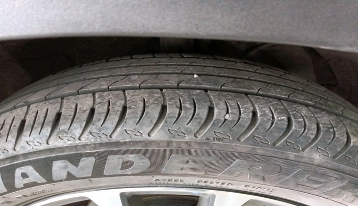 2023 Maruti XL6 ZETA MT, Petrol, Manual, 28,336 km, tyre