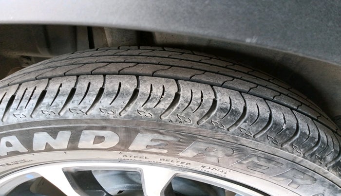 2023 Maruti XL6 ZETA MT, Petrol, Manual, 28,336 km, tyre