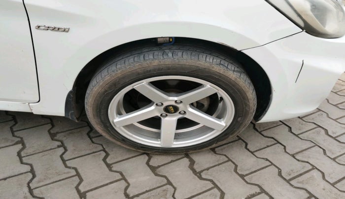 2013 Hyundai Verna FLUIDIC 1.6 CRDI SX, Diesel, Manual, 1,57,439 km, tyre