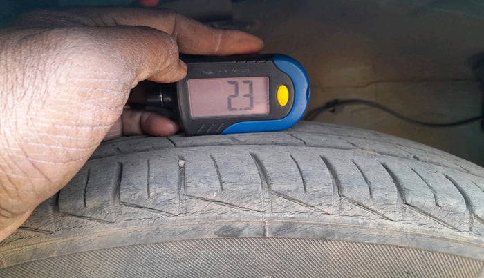 2021 Maruti Alto LXI, Petrol, Manual, 25,00,000 km, tyre