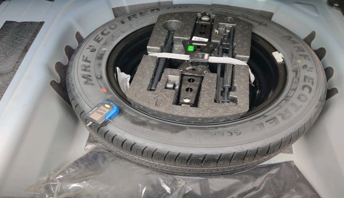 2022 Skoda SLAVIA STYLE 1.0L TSI AT, Petrol, Automatic, 44,541 km, tyre