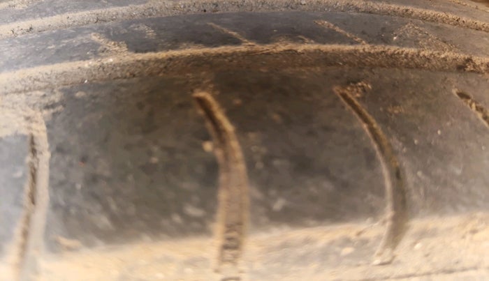 2016 Maruti Wagon R 1.0 LXI, Petrol, Manual, 70,835 km, tyre